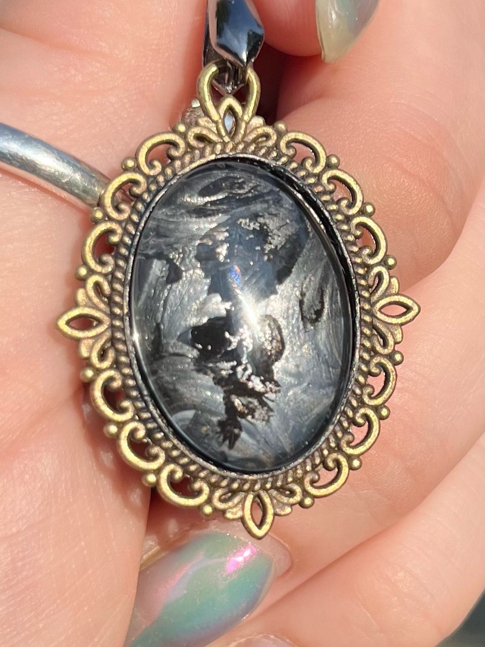 Antique-Style Black Silver hand-painted Oval Pendant Necklace